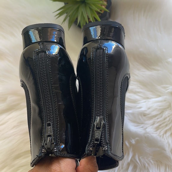 Attilio Giusti Leombruni Black Patent Ankle Boots - Picture 8 of 12